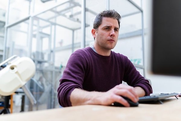 Les secrets d'un emploi de responsable technique réussi : compétences et défis
