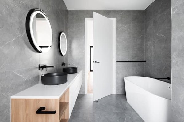 Comment optimiser votre budget pour la rénovation de votre salle de bain sans compromettre la qualité ?
