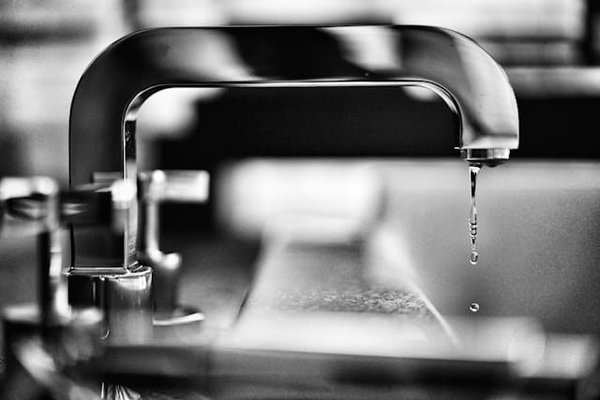 Comment diagnostiquer un problème de chauffe-eau ? Les signes qui ne trompent pas